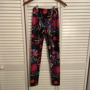 Gold sheep yoga tights